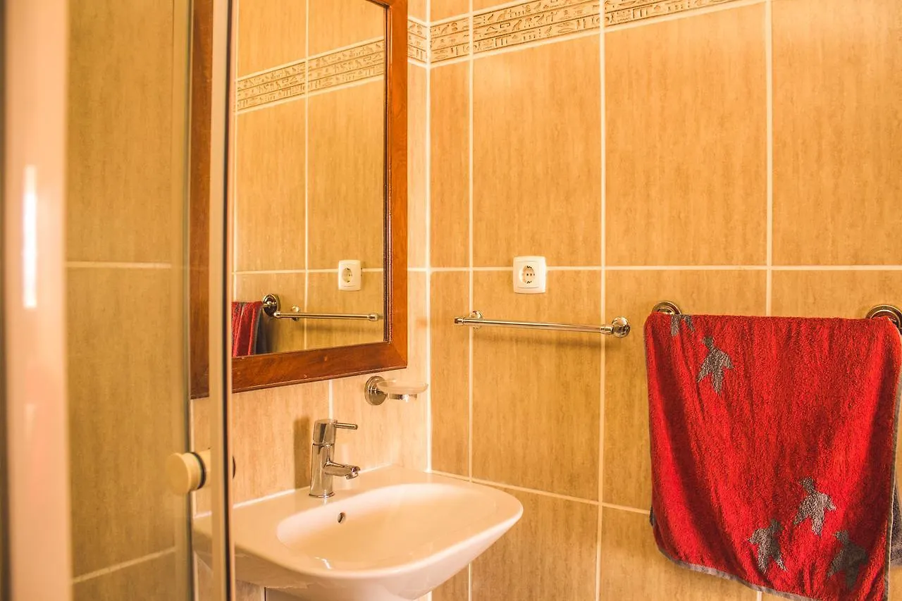 Baia Guest House Baia das Gatas Bed & Breakfast