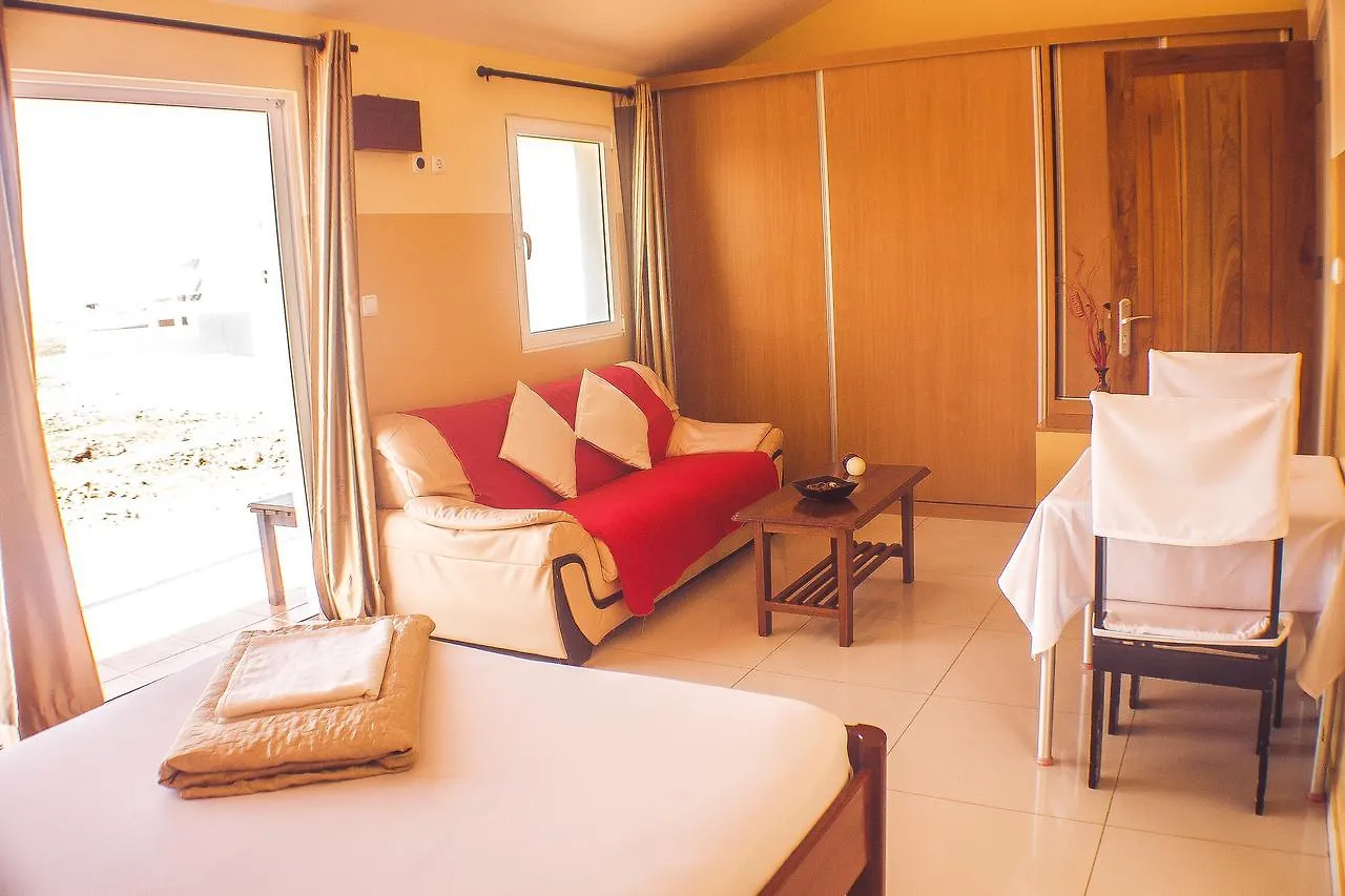 Baia Guest House Baia das Gatas
