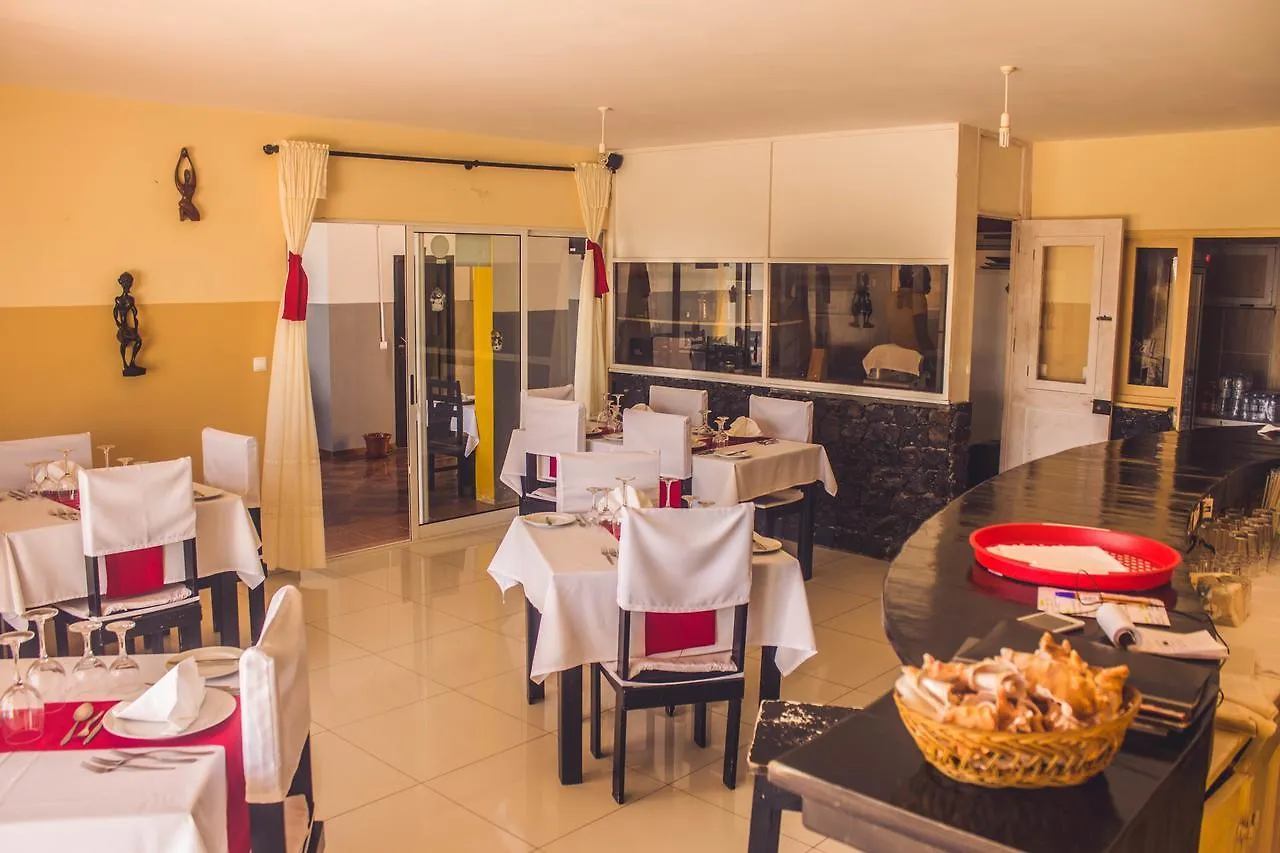 Baia Guest House Baia das Gatas