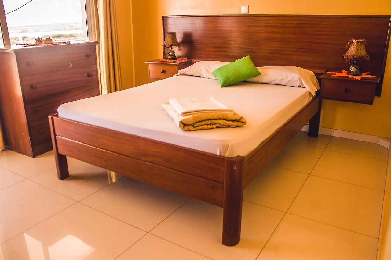 Bed & Breakfast Baia Guest House Baia das Gatas